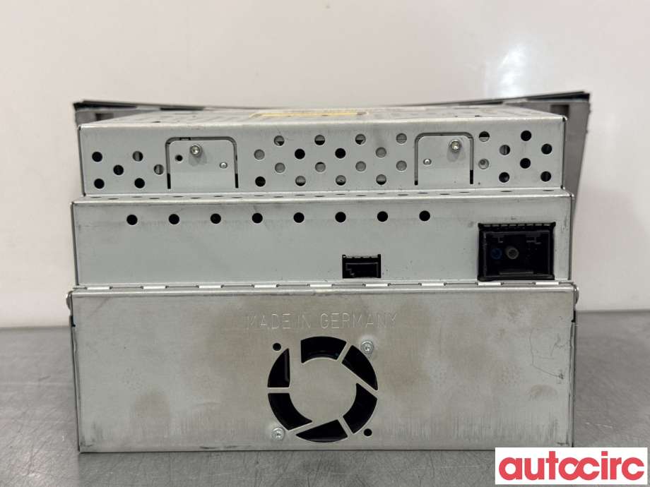 Bilstereo navigasjon til Mercedes CLS 2004-2010 (C219) (C219) (MERCEDES|A2118707090|BE7039|A2118707190)