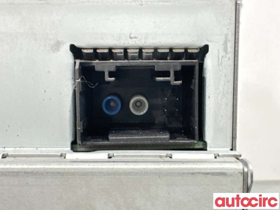 Bilstereo navigasjon til Mercedes CLS 2004-2010 (C219) (C219) (MERCEDES|A2118707090|BE7039|A2118707190)