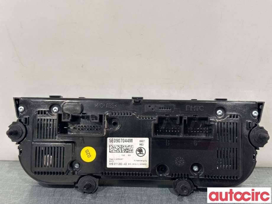 Varmeapparat betjening til Škoda Octavia 2013-2016 (Type III, Fase 1)  (SKODA|5E0907044M|5HB011282-43|5E0907044AE)