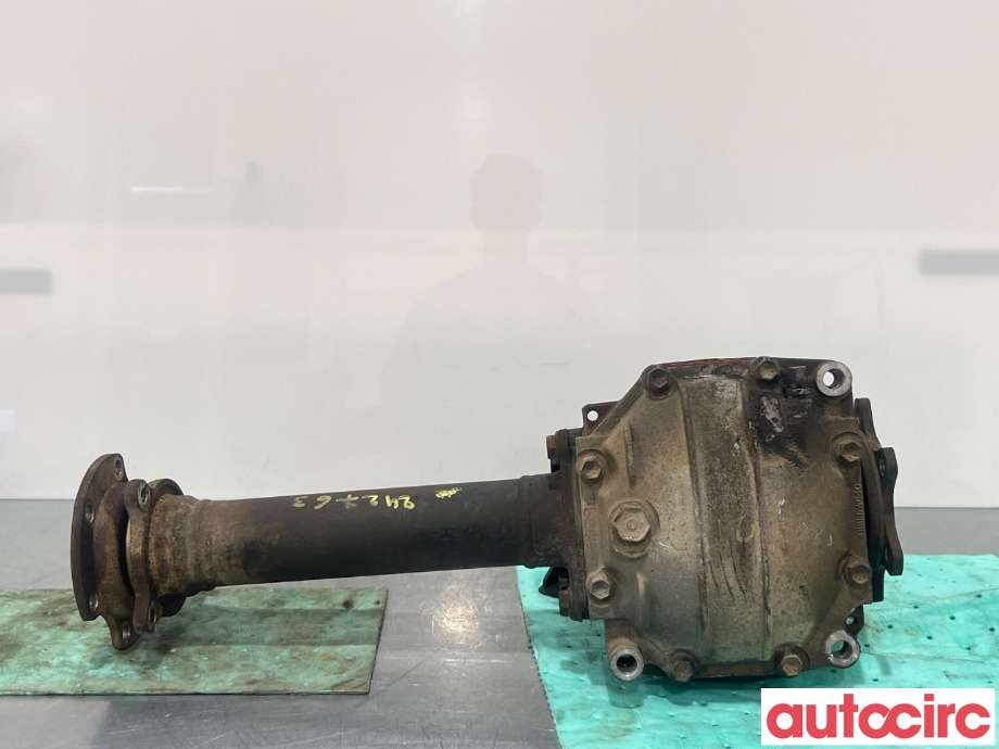 Kardang til Toyota Hiace 2007-2012 (Fase 3) (TOYOTA|4111026570)