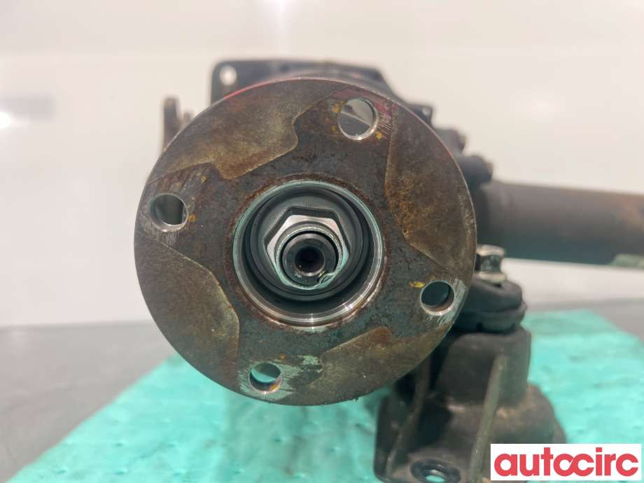 Kardang til Toyota Hiace 2007-2012 (Fase 3) (TOYOTA|4111026570)