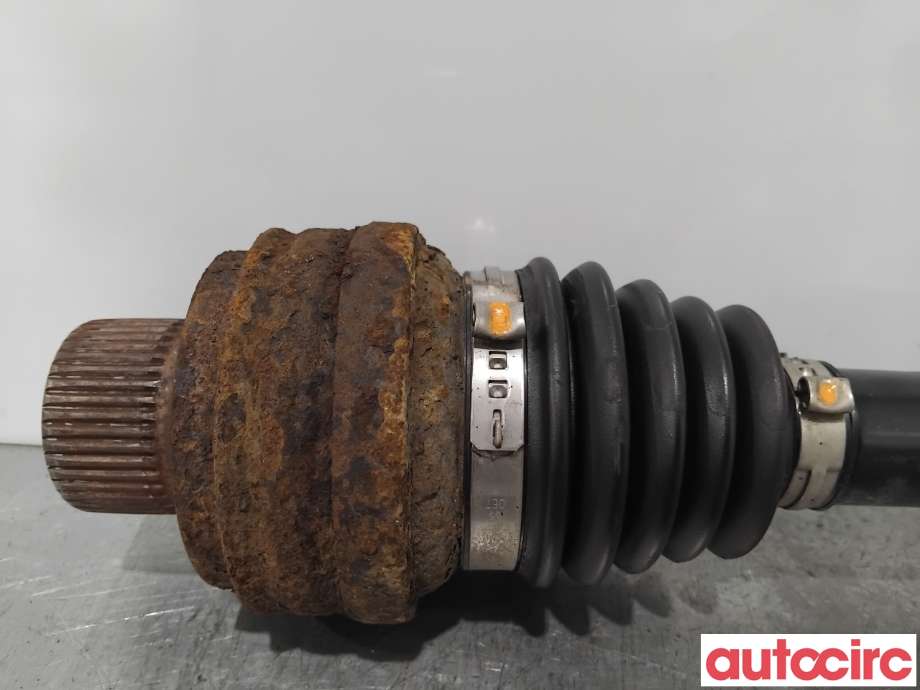 Drivaksel høyre bak til Audi A4 2007-2014 (Type IV) (B8) (B8) (AUDI|8K0501203MX||8K0501203M)