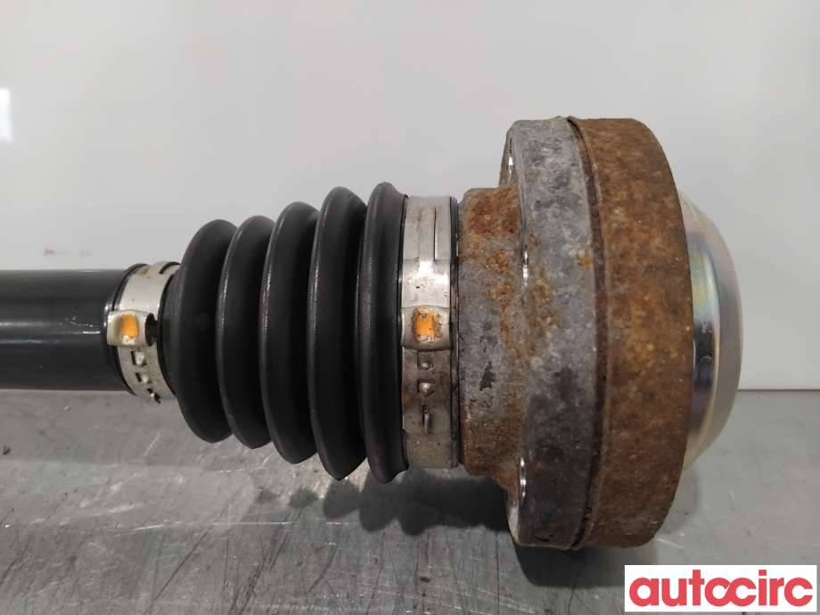 Drivaksel høyre bak til Audi A4 2007-2014 (Type IV) (B8) (B8) (AUDI|8K0501203MX||8K0501203M)