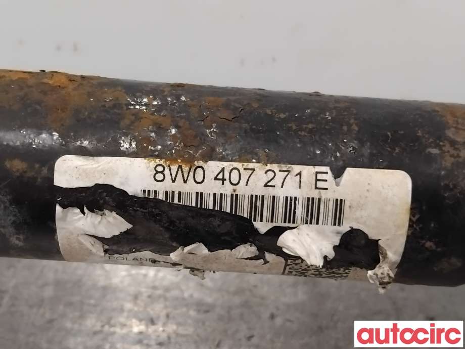 Drivaksel venstre foran til Audi A4 2015-2019 (Type V, Fase 1) (B9) (B9) (AUDI|8W0407271E||8W0407271M)