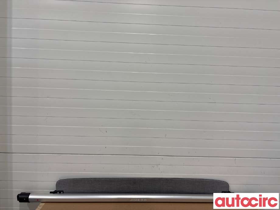Bagasjerom rollon til Mitsubishi Outlander, 2015-->> (Type III, Fase 2) (MITSUBISHI|7237A146XA)