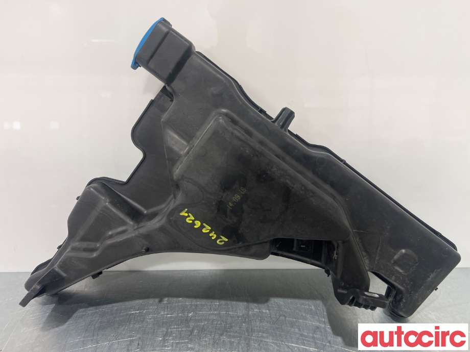 Spylertank til Audi A4 2015-2019 (Type V, Fase 1) (B9) (B9) (AUDI|8W0955453K|8W0955451L)