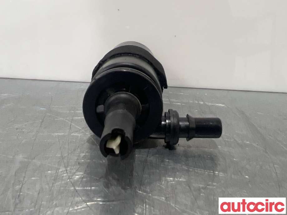 Spylerpumpe til Audi A4 2015-2019 (Type V, Fase 1) (B9) (B9) (AUDI|6R0955681|8W0955647)