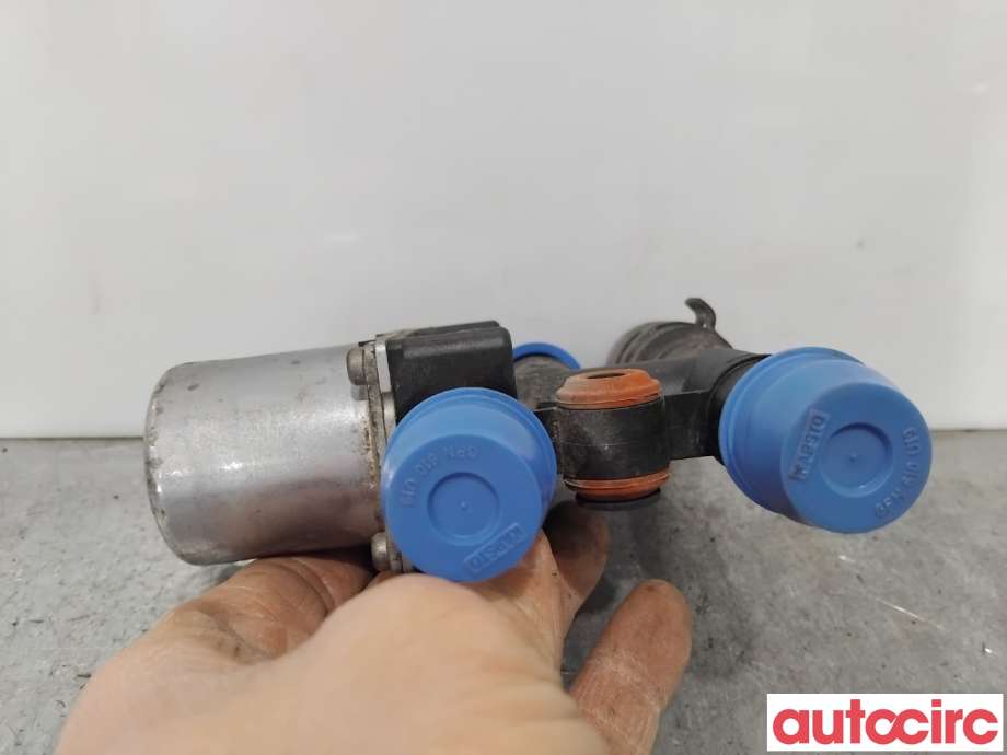 Diverse deler til Audi A4 2007-2014 (Type IV) (B8) (B8) (AUDI|8E0820036|)