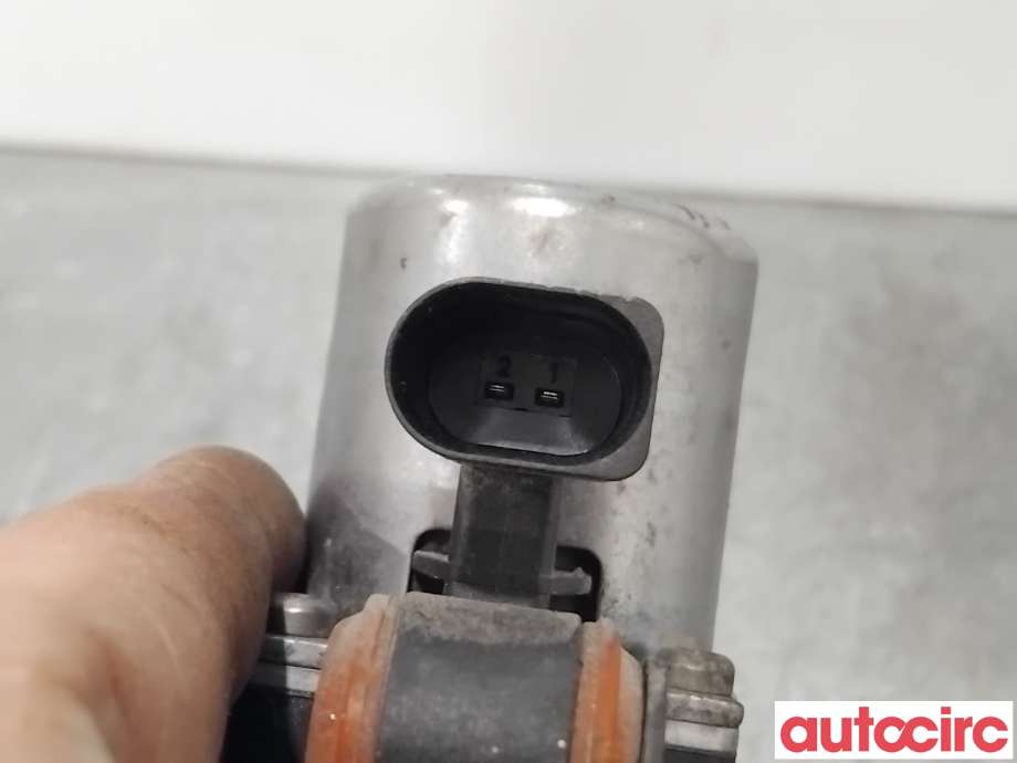 Diverse deler til Audi A4 2007-2014 (Type IV) (B8) (B8) (AUDI|8E0820036|)