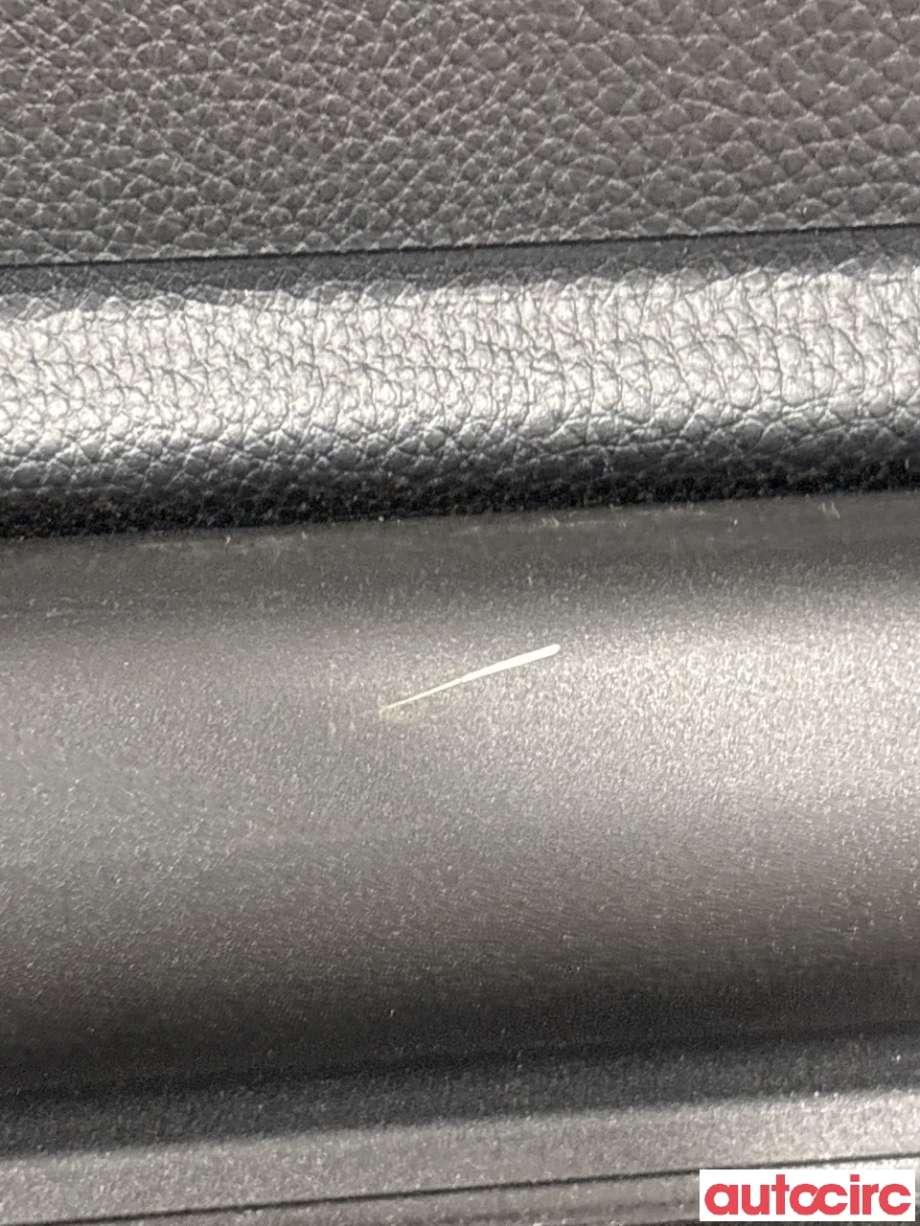 Bagasjerom rollon til VW Passat 2011-2015 (B7) (B7) (VOLKSWAGEN|3AF867871J|)