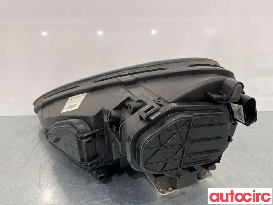 Frontlykt høyre xenon til Porsche Cayenne 2010-2017 (92A) (92A) (PORSCHE|95863117802|1ZT01125842|7P5941032AK)