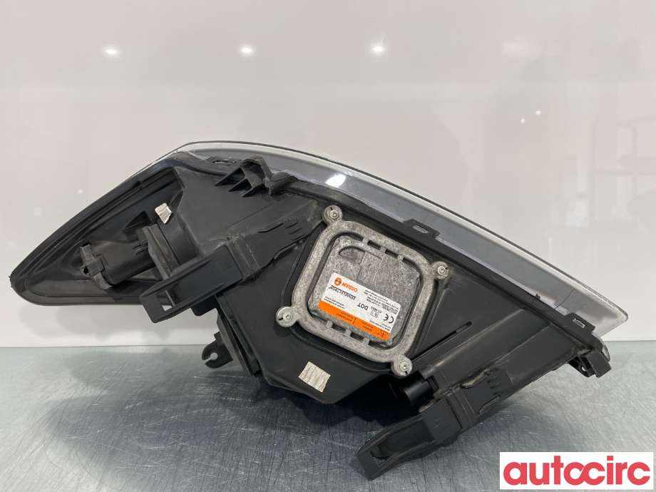 Frontlykt høyre xenon til Ford Focus 2008-2010 (Type II, Fase 2)  (FORD|1744967||8M51-13D154-CF)