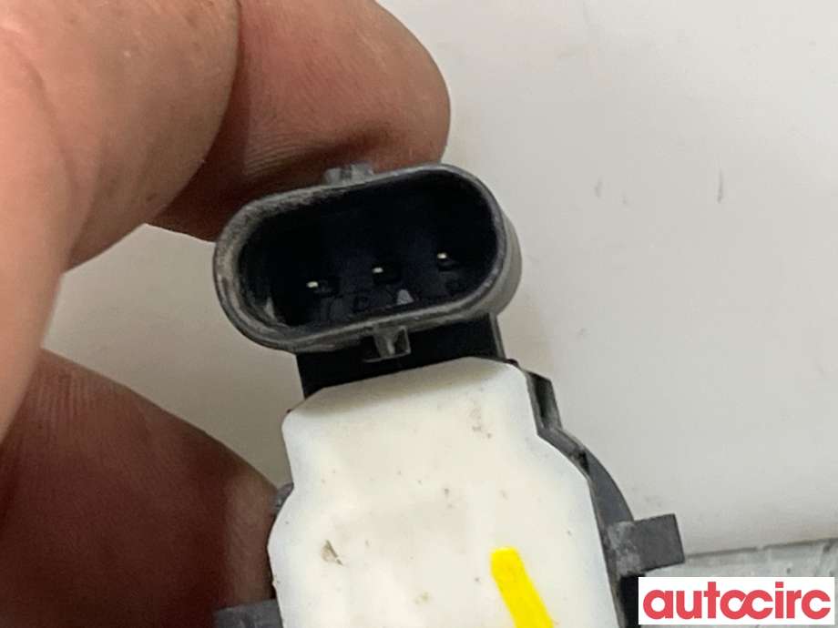 Parkeringssensor bak til Tesla Model S 2013-2016 (Fase 1)  (TESLA|1048473-00-A|0263033327|1048473-03-A)