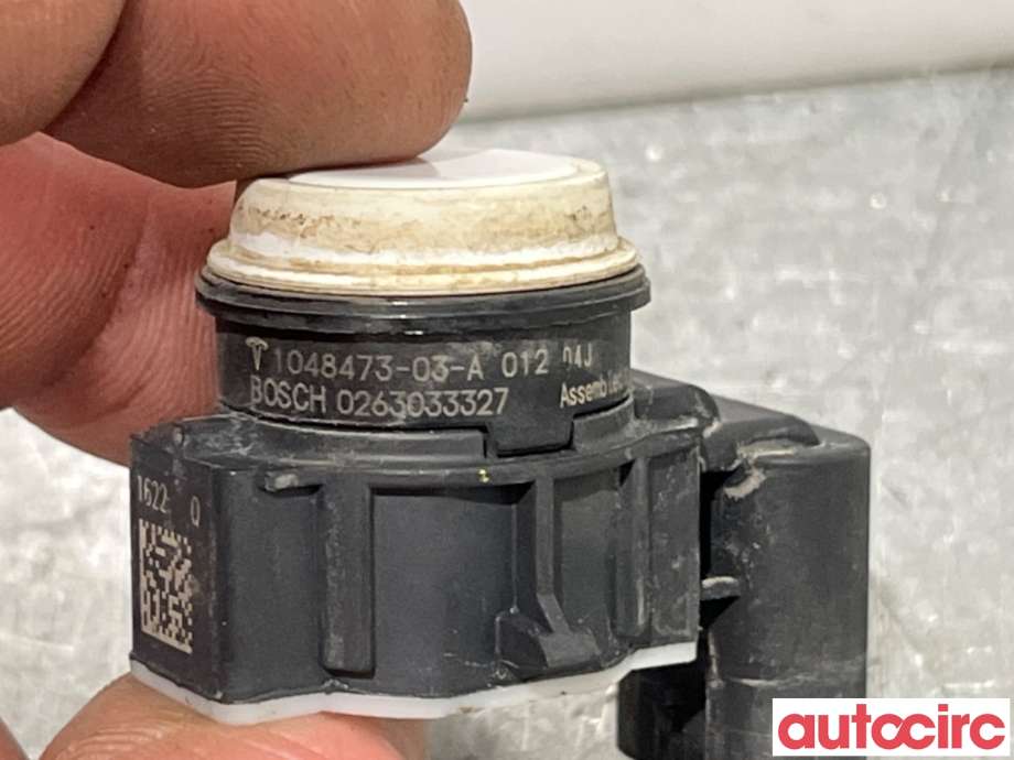 Parkeringssensor bak til Tesla Model S 2013-2016 (Fase 1)  (TESLA|1048473-00-A|0263033327|1048473-03-A)