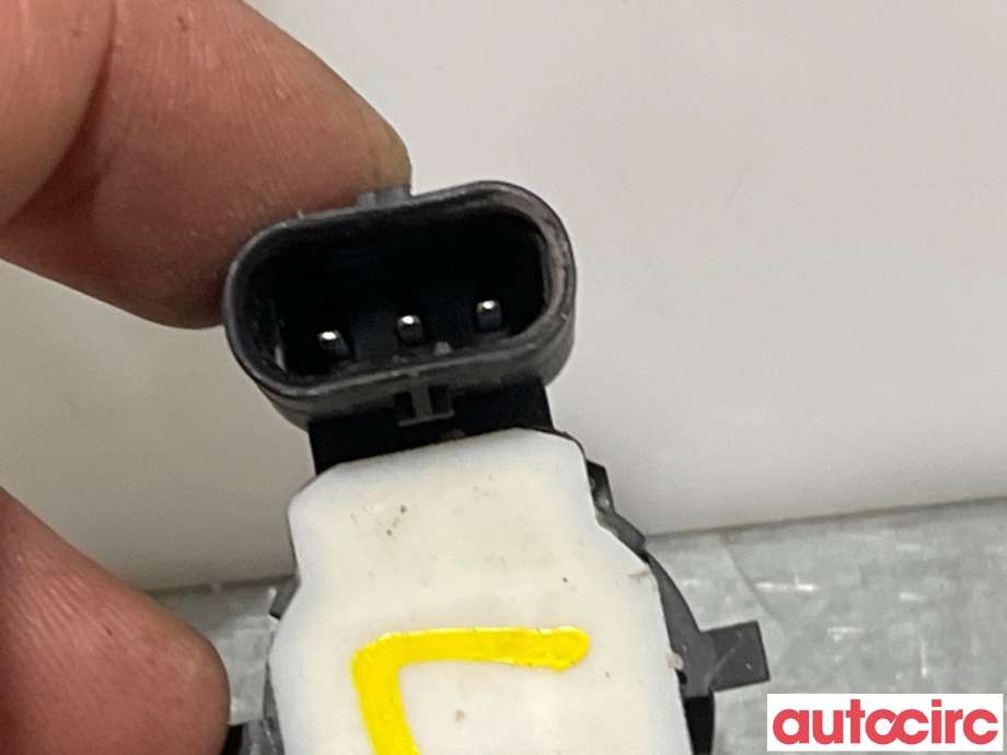 Parkeringssensor bak til Tesla Model S 2013-2016 (Fase 1)  (TESLA|1048473-00-A|0263033327|1048473-03-A)