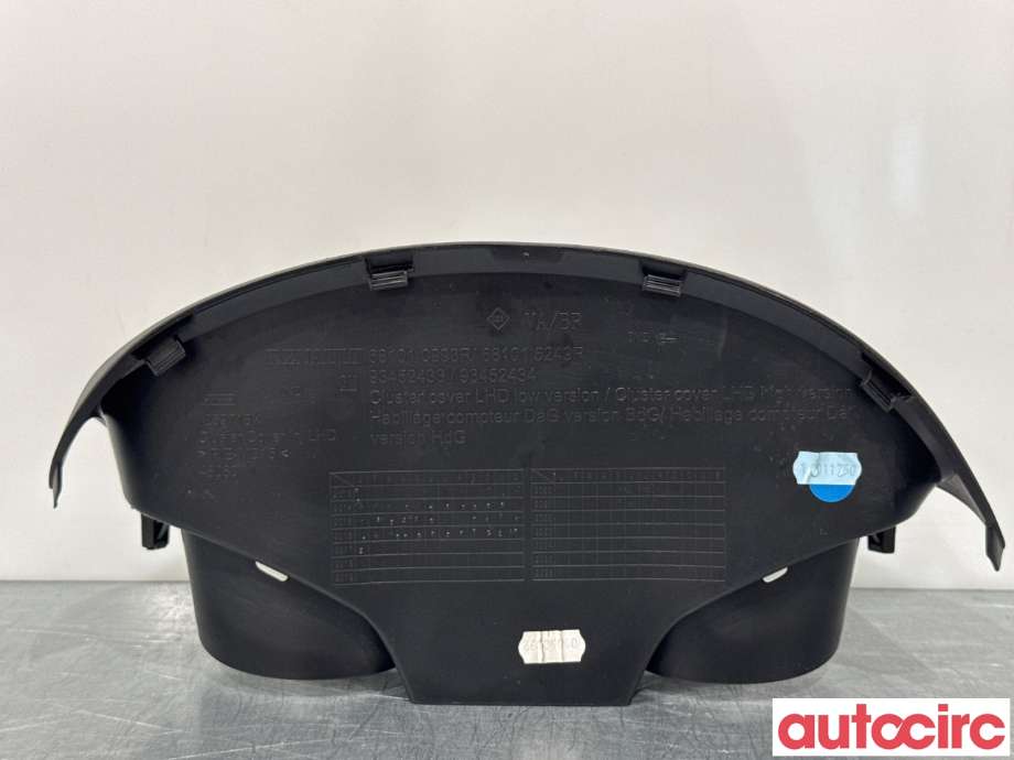 Dashbord diverse til Opel Vivaro B 2014-2019 (OPEL|93452434|)