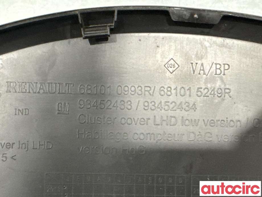 Dashbord diverse til Opel Vivaro B 2014-2019 (OPEL|93452434|)
