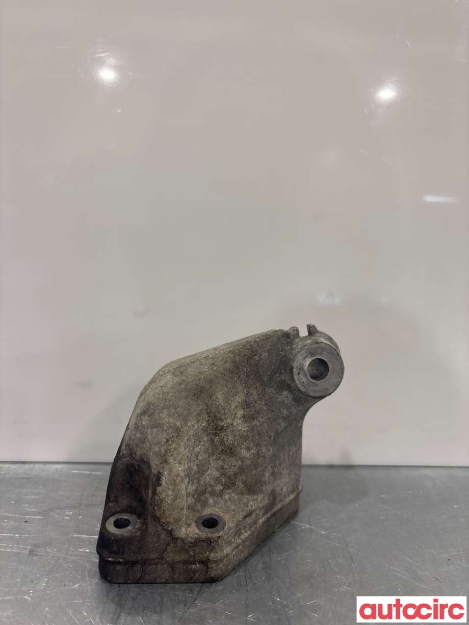 Motorfeste til Mercedes GL 2006-2012 (X164) (X164) (MERCEDES|A6422230204)