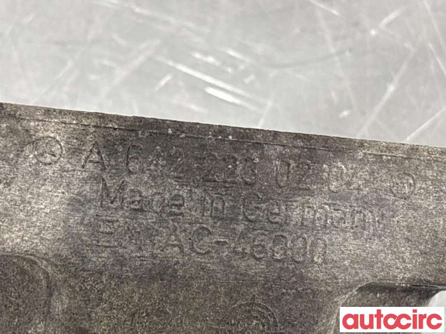 Motorfeste til Mercedes GL 2006-2012 (X164) (X164) (MERCEDES|A6422230204)