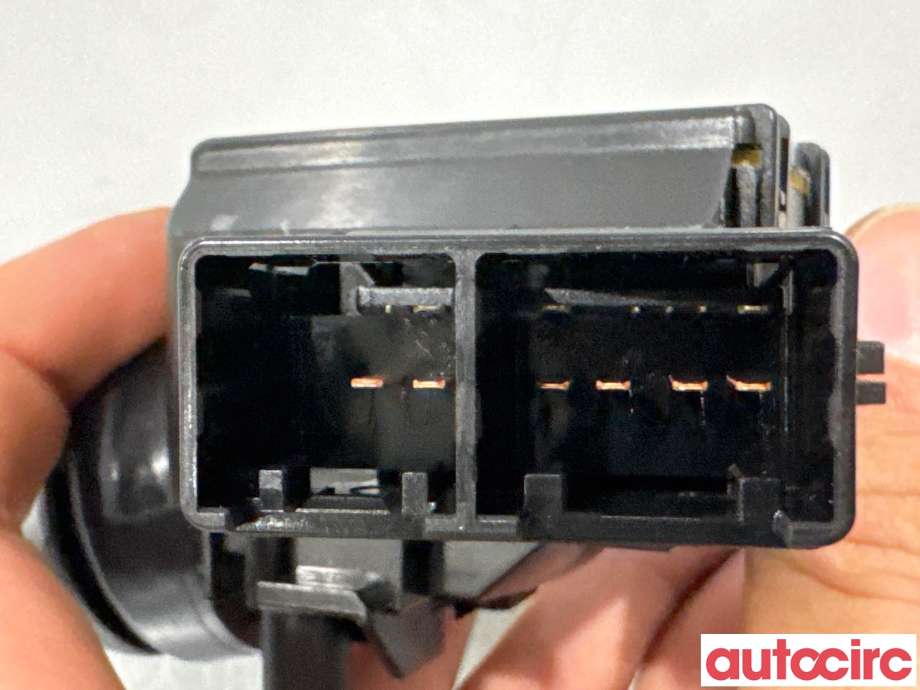 Bryter visker til Toyota Yaris 2012-2014 (Type III, Fase 1)  (TOYOTA|846520D180|)
