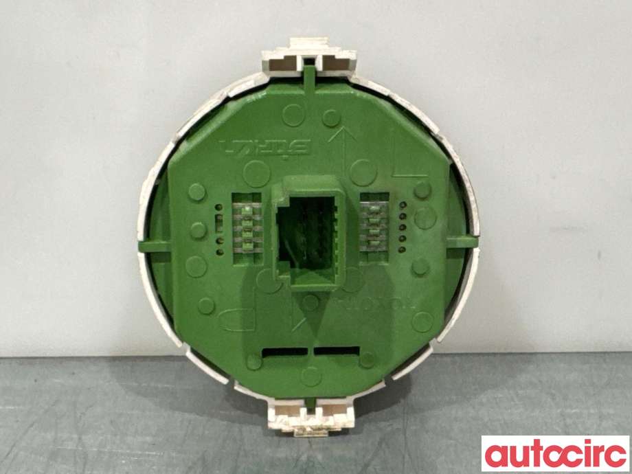 Bryter nødblink til Toyota Yaris 2012-2014 (Type III, Fase 1)  (TOYOTA|839500D080|)