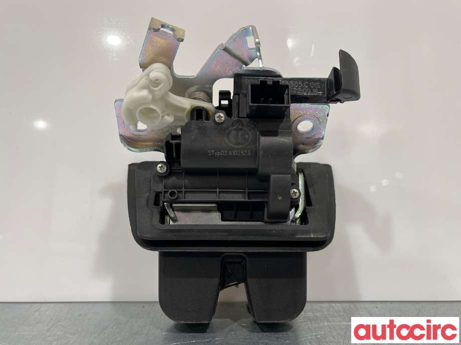 Baklukelås til Audi A4 2015-2019 (Type V, Fase 1) (B9) (B9) (AUDI|8W9827505C|)