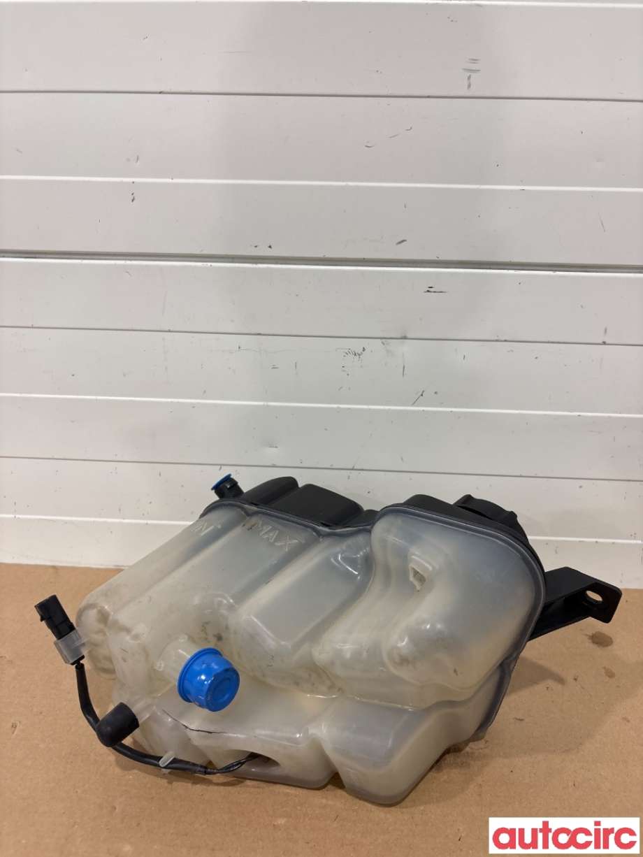 Ekspansjonstank til Volvo XC60 2014-2017 (Type I, Fase 2)  (VOLVO|31200320|)