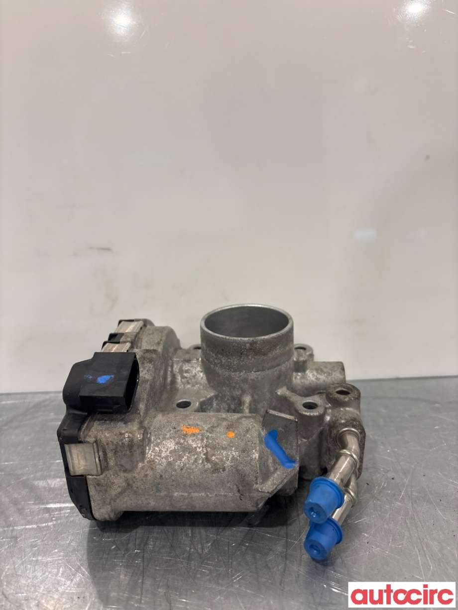 Spjeldhus til Toyota Aygo 2005-2014 (Type I) (TOYOTA|220300Q020|)