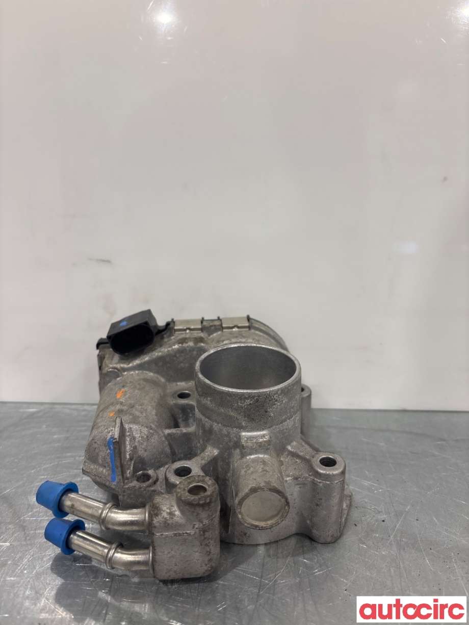 Spjeldhus til Toyota Aygo 2005-2014 (Type I) (TOYOTA|220300Q020|)