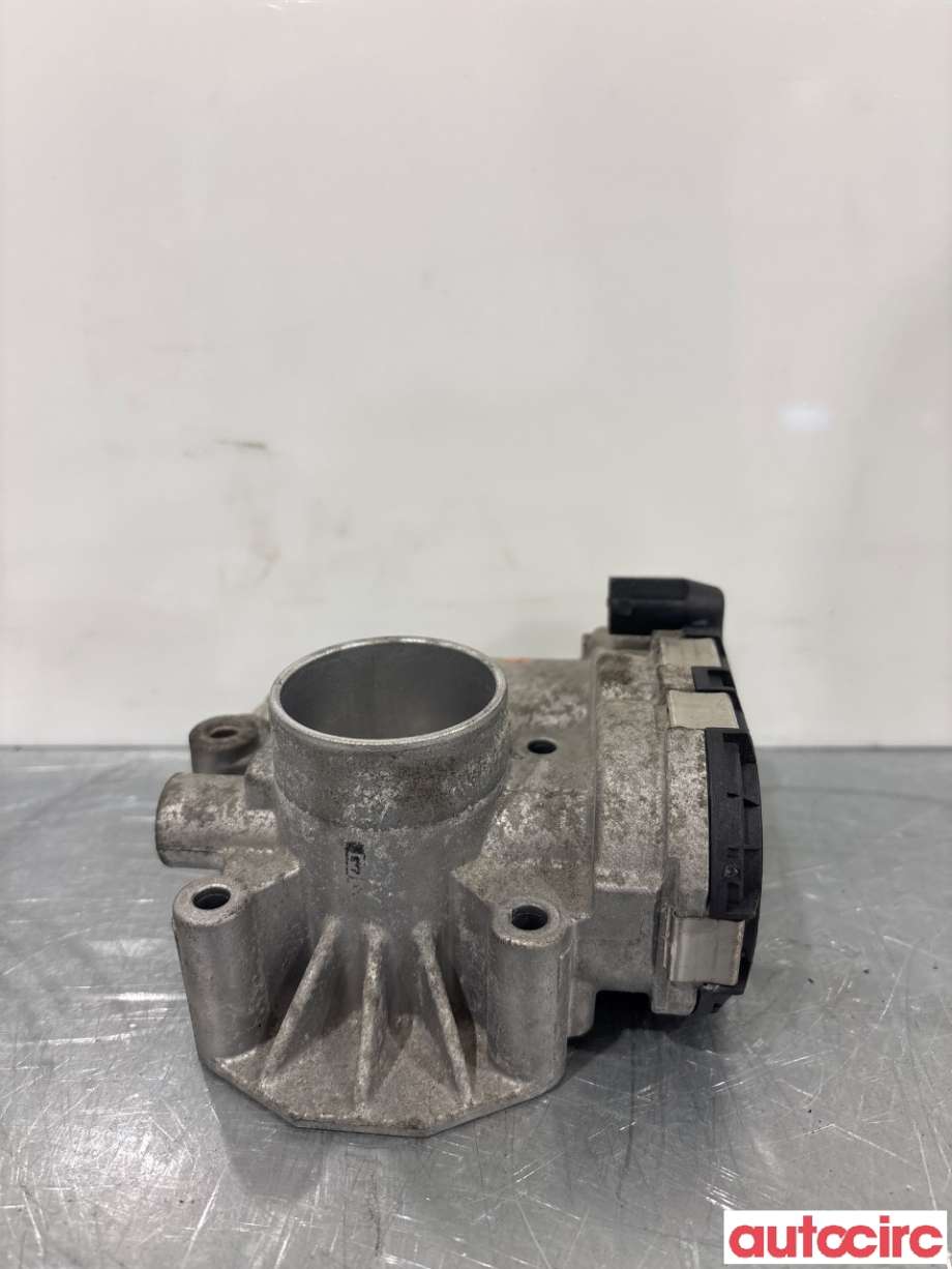 Spjeldhus til Toyota Aygo 2005-2014 (Type I) (TOYOTA|220300Q020|)