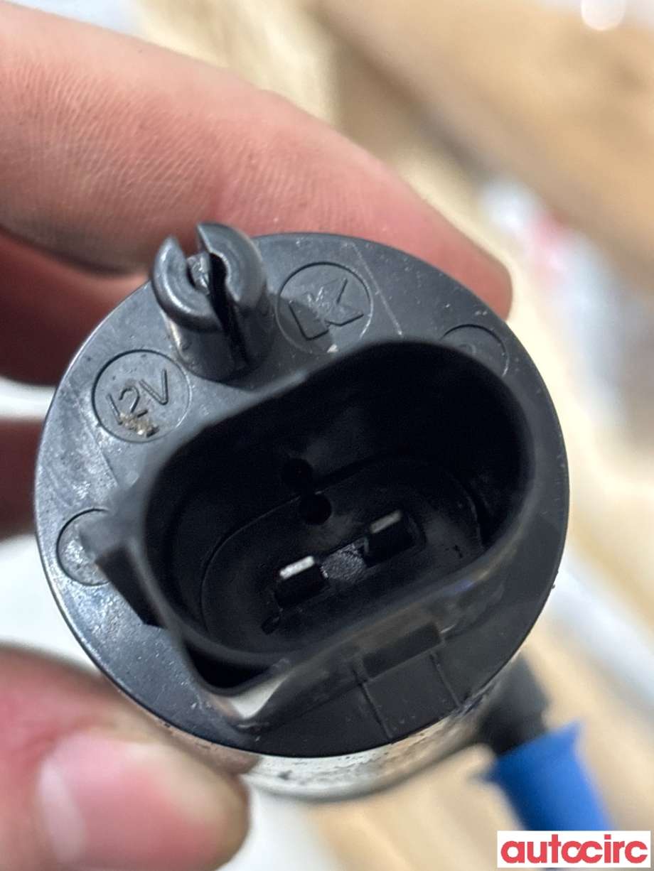 Spylerpumpe til VW Passat 2015-2019 (Fase 1) (B8) (B8) (VOLKSWAGEN|3D0955681)