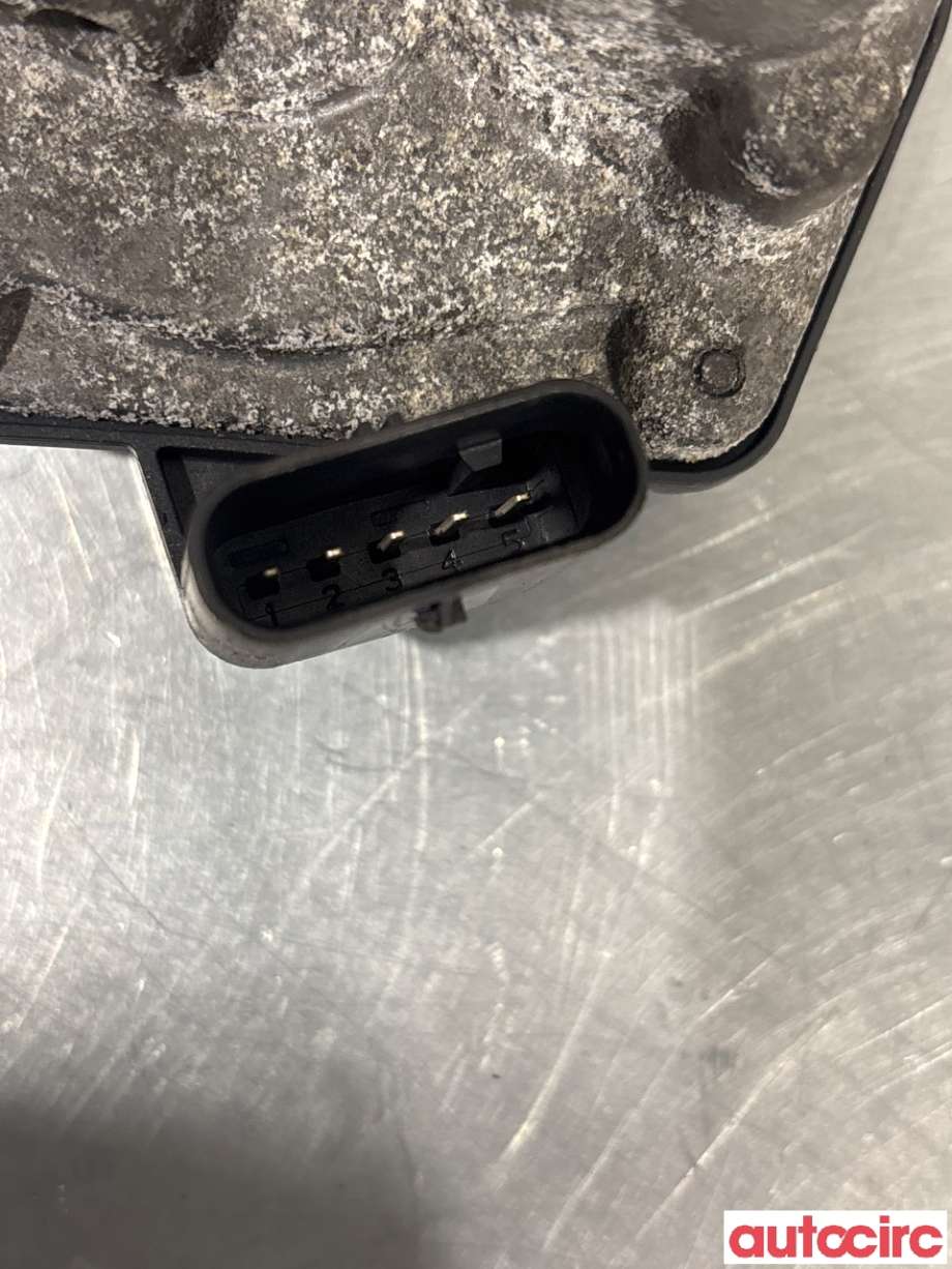Spjeldhus til BMW 3-Serie 2005-2011 (E90/E91/E92/E93) (E90/E91/E92/E93) (BMW|13547810752|)