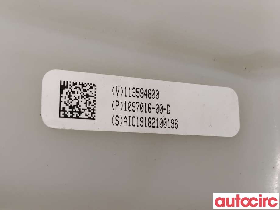 Ekspansjonstank til Tesla Model 3 2018-2023 (Fase 1)  (TESLA|1097015-00-L||1097016-00-D)