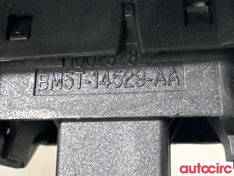 Bryter ruteheis til Ford Focus 2011-2014 (Type III, Fase 1)  (FORD|1850432||BM5T-14529-AA)