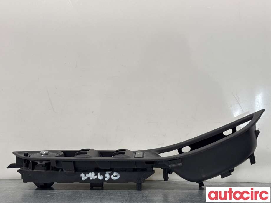 Bryter ruteheis til Ford Focus 2011-2014 (Type III, Fase 1)  (FORD|2033142|10020922|AM5T14A132CA)