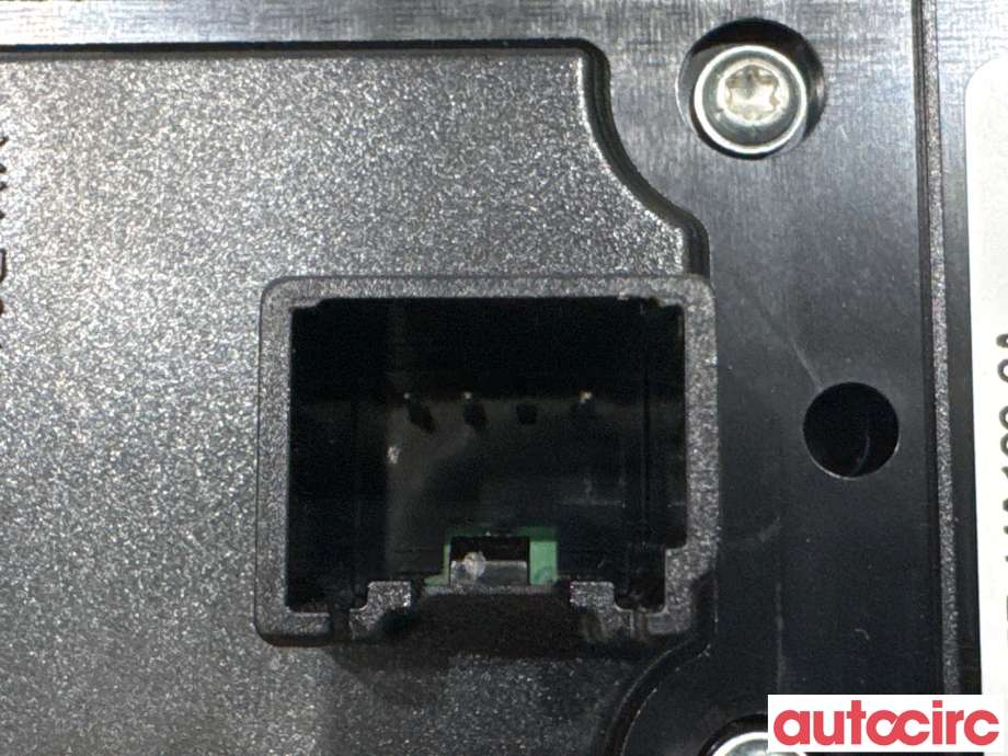 Bryter ruteheis til Ford Focus 2011-2014 (Type III, Fase 1)  (FORD|2033142|10020922|AM5T14A132CA)