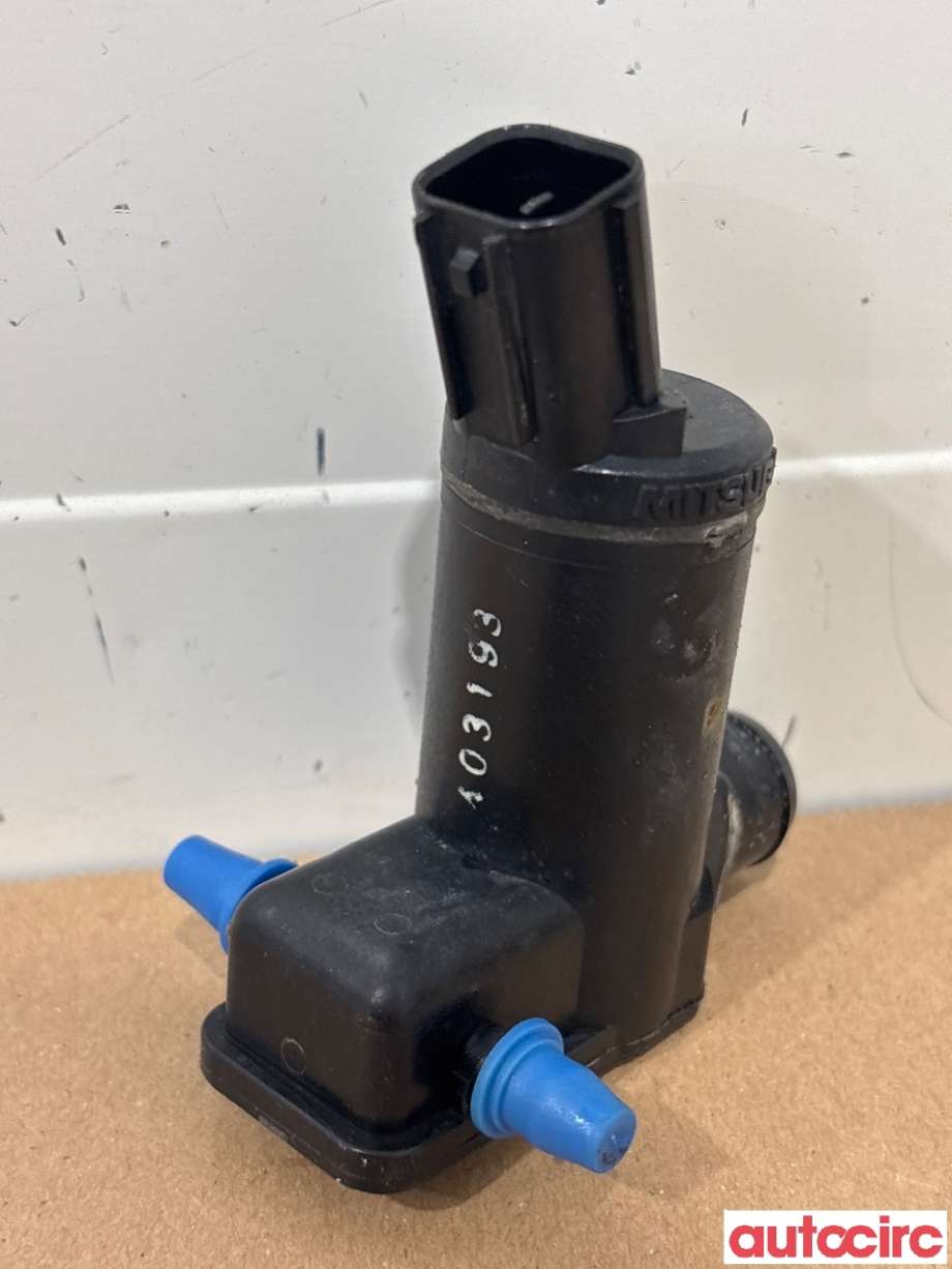 Spylerpumpe foran til Mitsubishi Grandis 2004-2009 (MITSUBISHI|MN182397|)