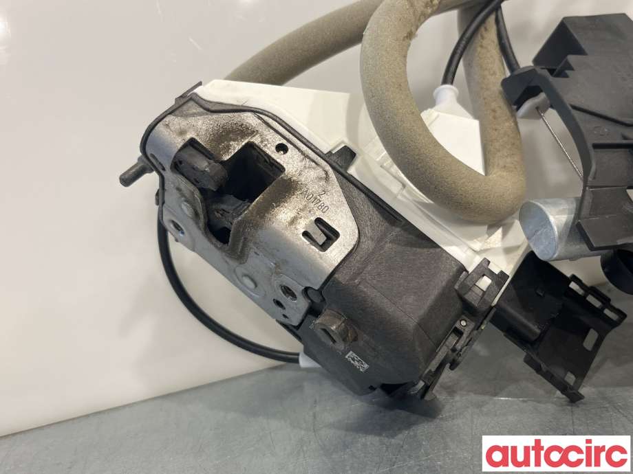 Låsekasse høyre til Citroën Berlingo 2015-2019 (Type II, Fase 2)  (CITROEN|9137N9|828415)
