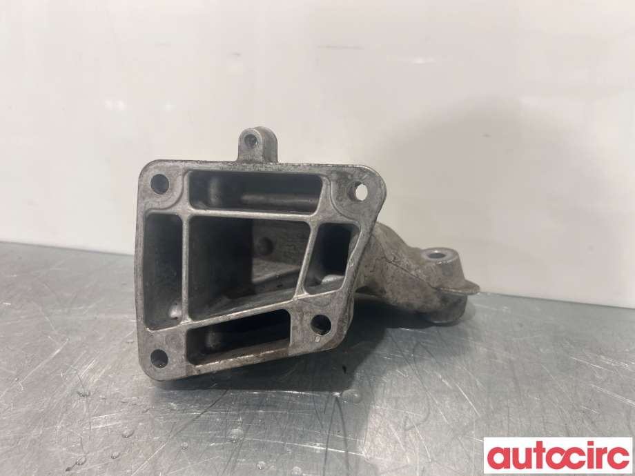 Motorfeste til Mercedes ML 2011-2015 (Fase 1) (W166) (W166) (MERCEDES|A6422234204|)