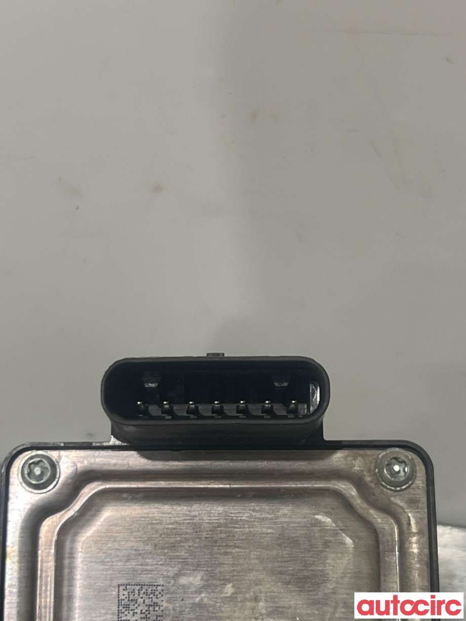 Sensor radar til Tesla Model 3 2018-2023 (Fase 1)  (TESLA|1108647-00-H|1108647-00-E)