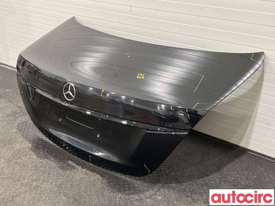 Bakluke sedan til Mercedes E-Klasse 2016-2023 (W213) (W213) (MERCEDES|A2137503400)