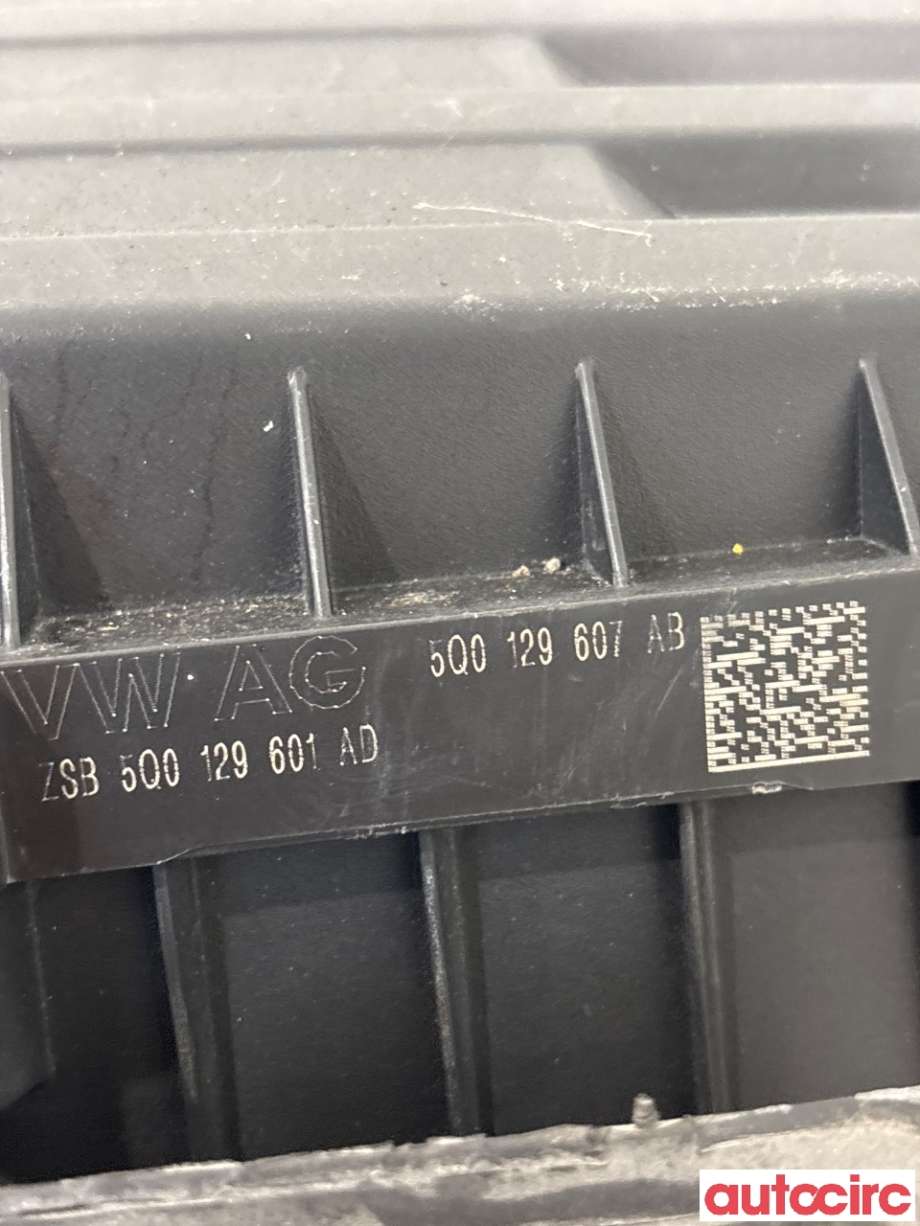 Luftfilterboks til VW Golf VII 2012-2017 (Fase 1)  (VOLKSWAGEN|5Q0129607AB|)