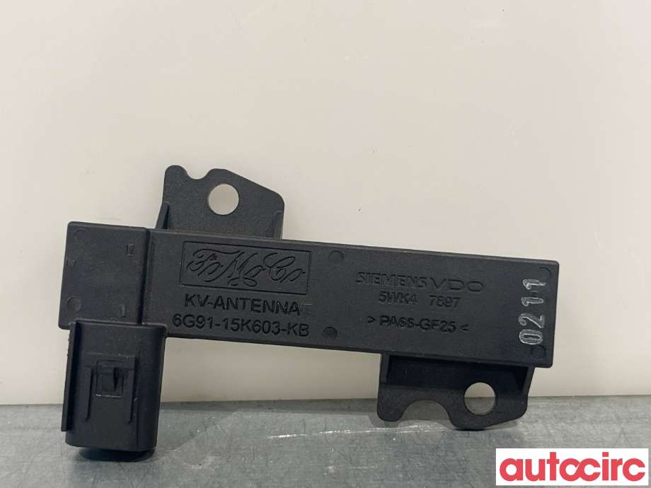 Antenne forsterker til Volvo XC70, 2008-2013 (Type II, Fase 1)  (VOLVO|30710064)