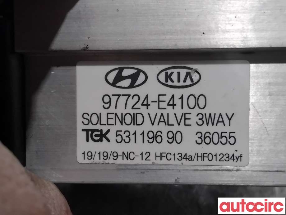 Diverse deler til Hyundai Ioniq Electric 2016-2019 (Fase 1)  (HYUNDAI|97724E4100|53119690|97724-E4100)