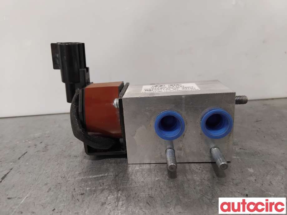 Diverse deler til Hyundai Ioniq Electric 2016-2019 (Fase 1)  (HYUNDAI|97725E4100|53117090|97725-E4100)