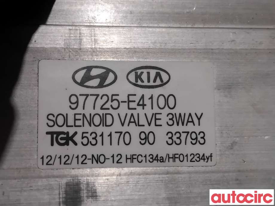Diverse deler til Hyundai Ioniq Electric 2016-2019 (Fase 1)  (HYUNDAI|97725E4100|53117090|97725-E4100)