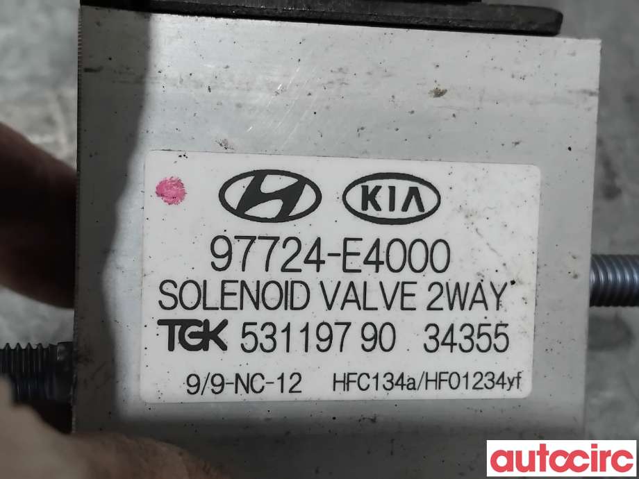 Diverse deler til Hyundai Ioniq Electric 2016-2019 (Fase 1)  (HYUNDAI|97724E4000|53119790|97724-E4000)