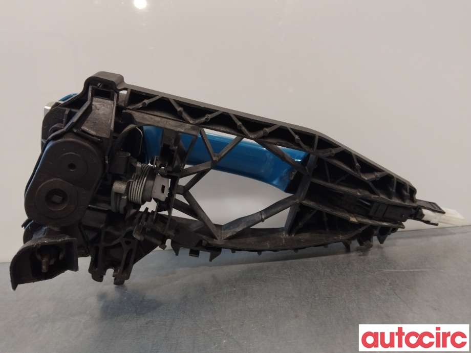 Dørhåndtak utv venstre foran til Audi e-tron 2018-->> (AUDI|4M8837205B|)