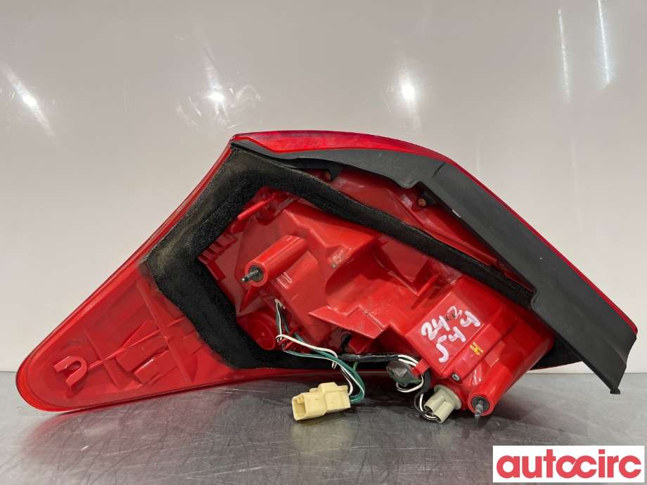 Baklykt høyre til Toyota RAV4 2006-2009 (Type III, Fase 1)  (TOYOTA|8155142091|)