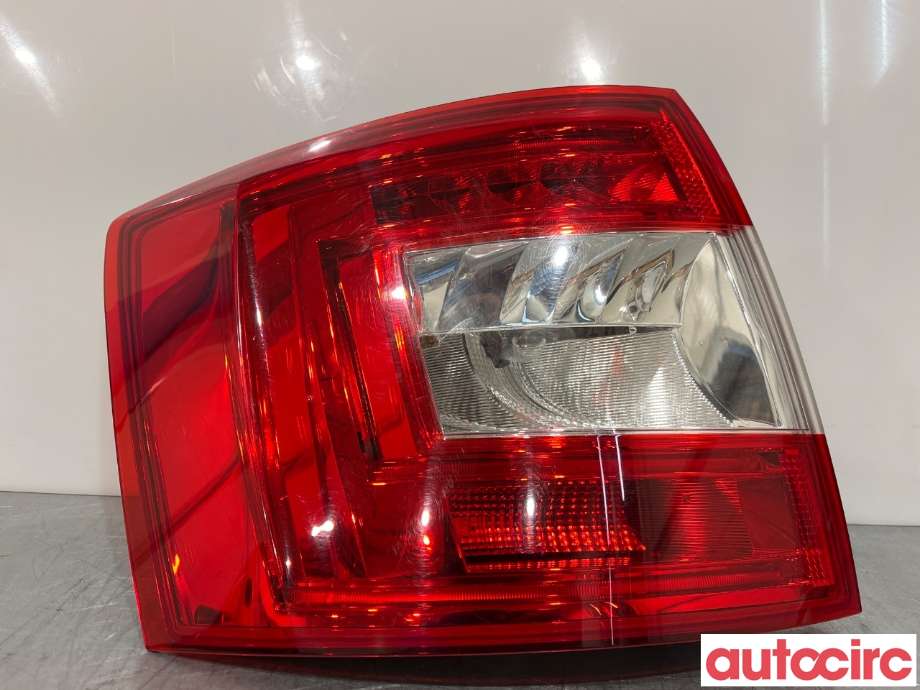 Baklykt venstre til Škoda Octavia, 2013-2016 (Type III, Fase 1) (SKODA|5E9945111A)